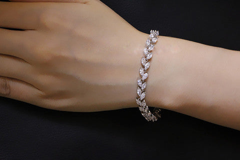 New Trendy Unique 18K Silver-Plated Leaf Charm AAA+ CZ Crystal Bracelet